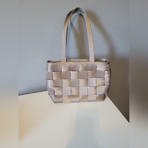 Harvey's Seatbelt Bag Shoulder Tote, VGUC - Picture 1 of 7